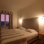 Marina Club 4*