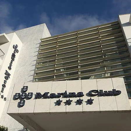 Marina Club