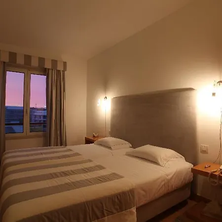 Marina Club 4*