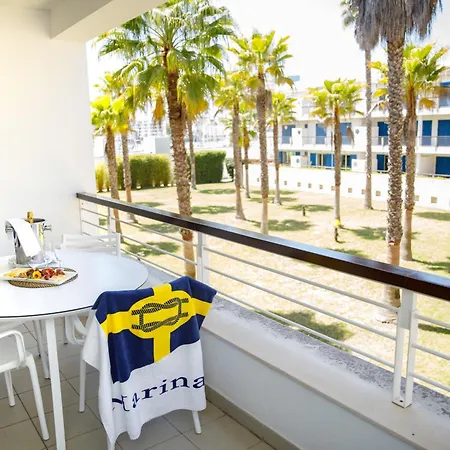 מלון Marina Club לאגוּ‏ש