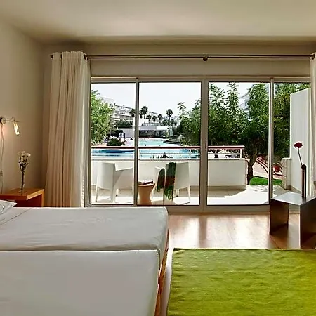 Marina Club 4*