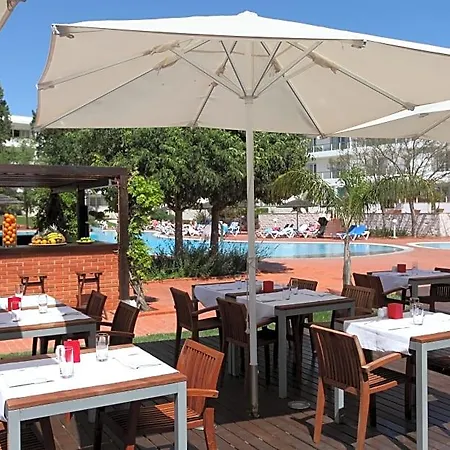 Marina Club Szálloda 4*