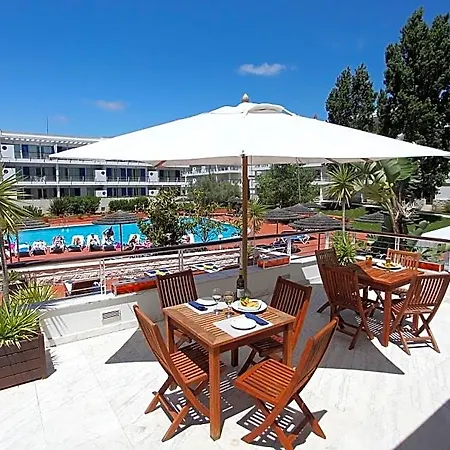 מלון Marina Club