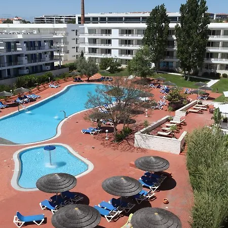 מלון Marina Club