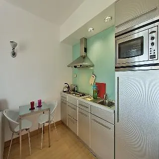 Marina Club فندق لاغوس