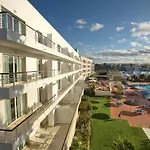 Marina Club